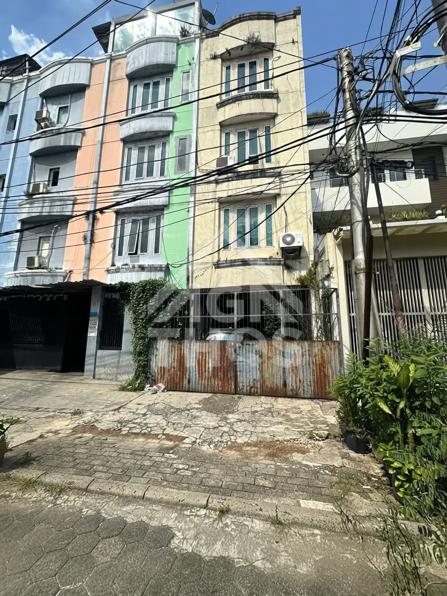 Foto Properti Ruko 3 Lantai di Jl. Keutamaan Tamansari Kota Jakarta Barat