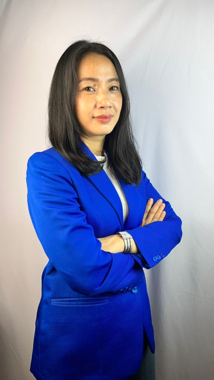 Agent Yanti Han