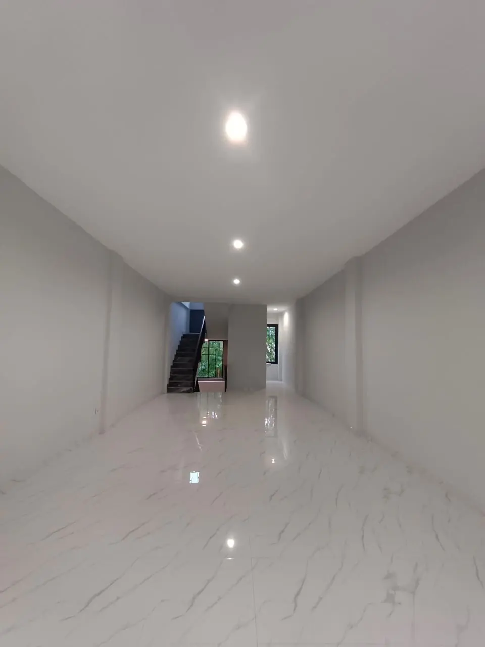 Foto Properti Ruko jelambar jakarta barat rapi cocok untuk cafe