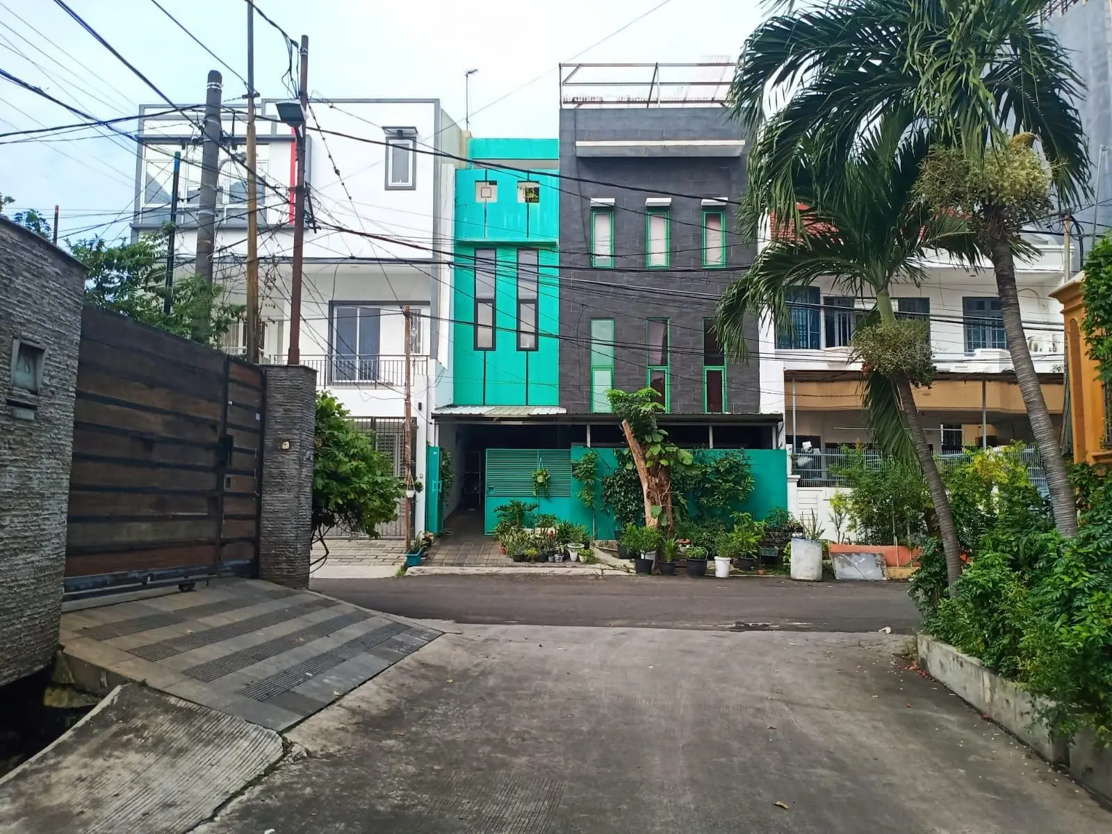 DiJual Rumah Town House Siap Huni Perumahan Pluit Karang Molek, Jakarta Utara