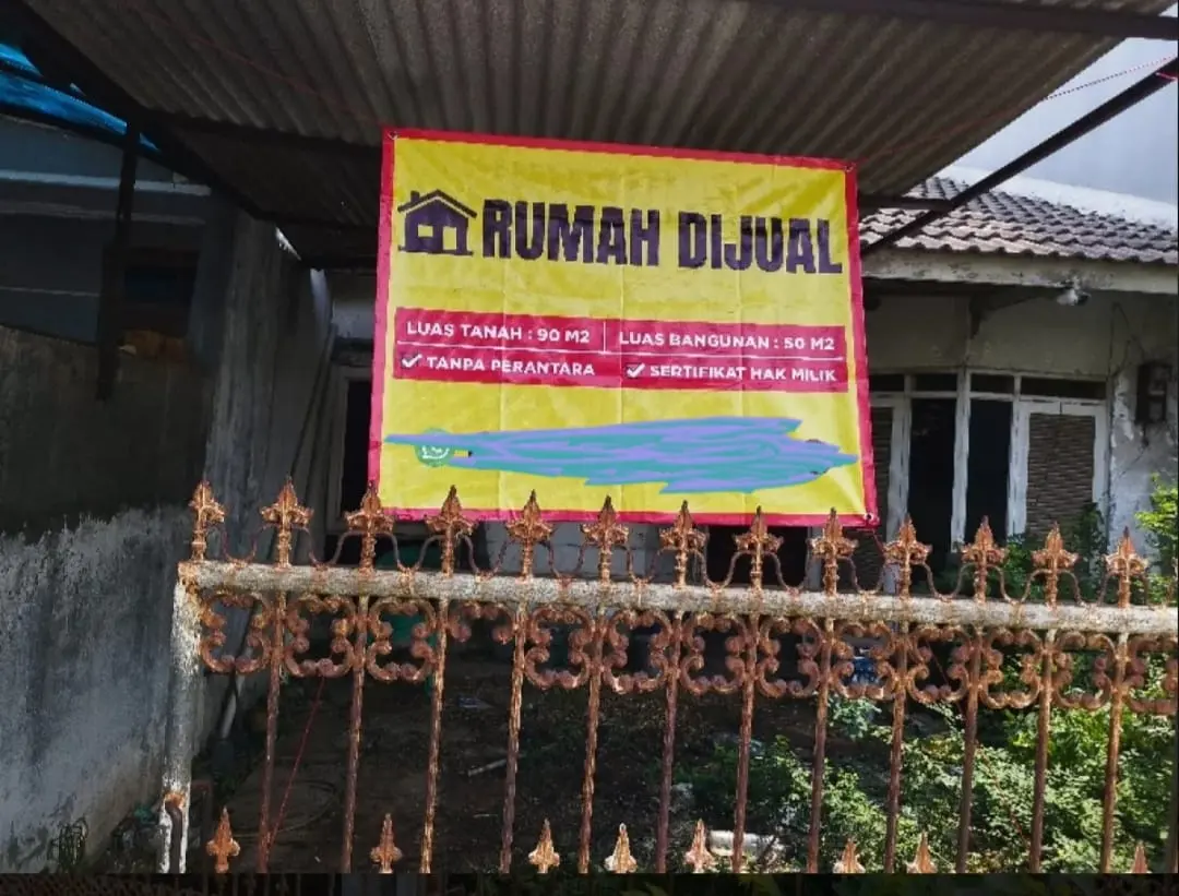 Dijual Cepat Rumah Tua Hitung Harga Tanah Di Perumahan Taman Kencana Cengkareng - Jakarta Barat