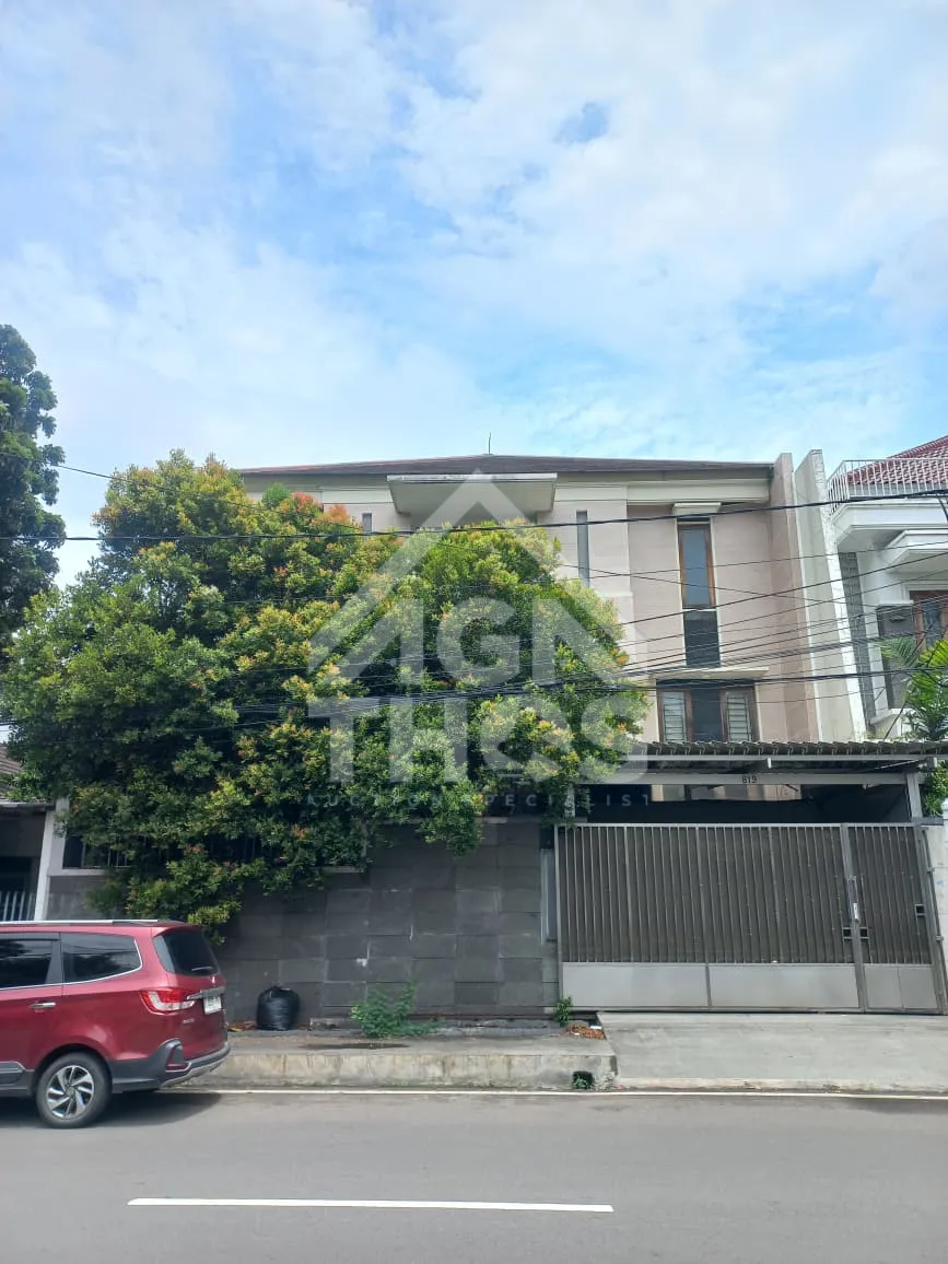 Foto Properti Rumah 2 Lantai di Jl. Tanjung Duren Raya Lama, Grogol Petamburan
