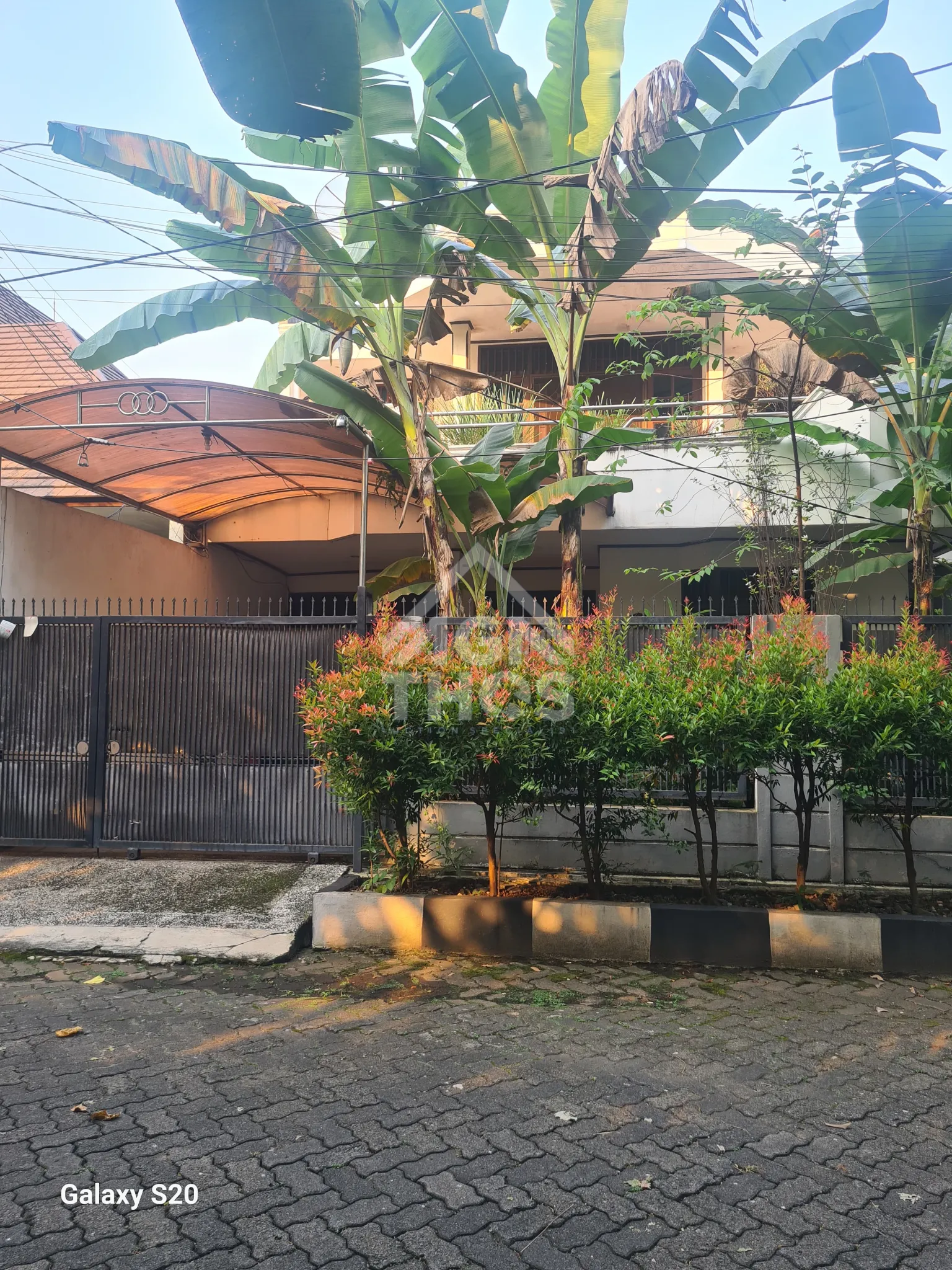 Foto Properti DiJual Rumah Minimalis 2 lantai Di Villa Kelapa Dua Kebon Jeruk Jakarta Barat