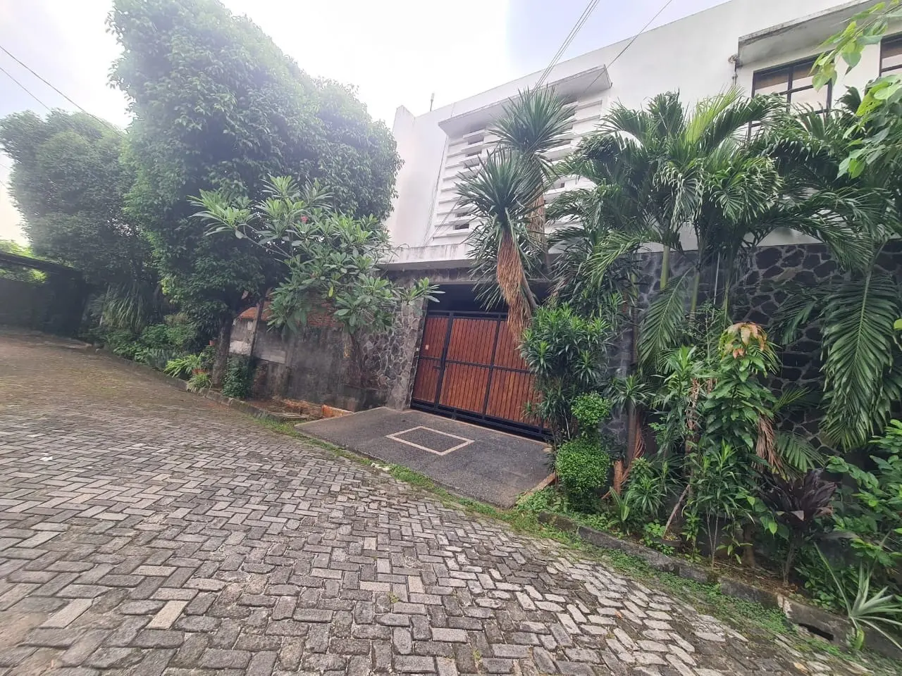 Foto Properti Dijual Rumah 2 Lantai di Perumahan Puri Kedoya, Kebon Jeruk