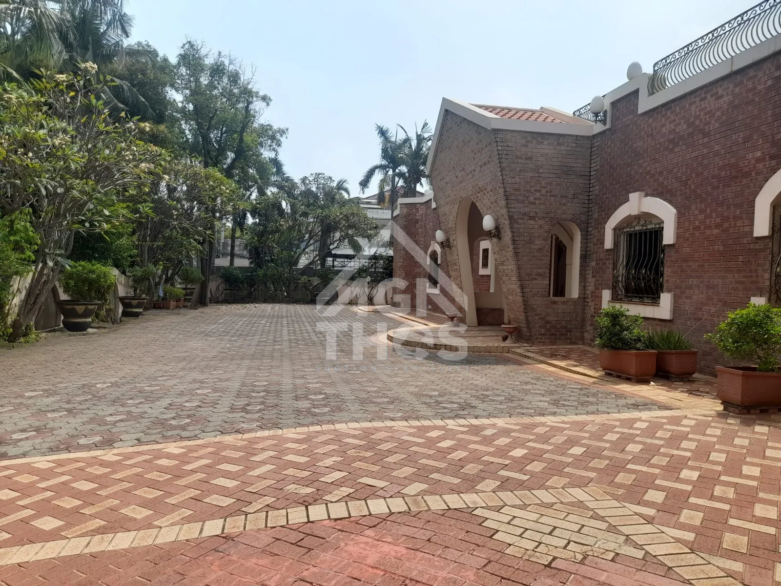 Foto Properti Dijual Rumah Komplek PT. Agung Podomoro