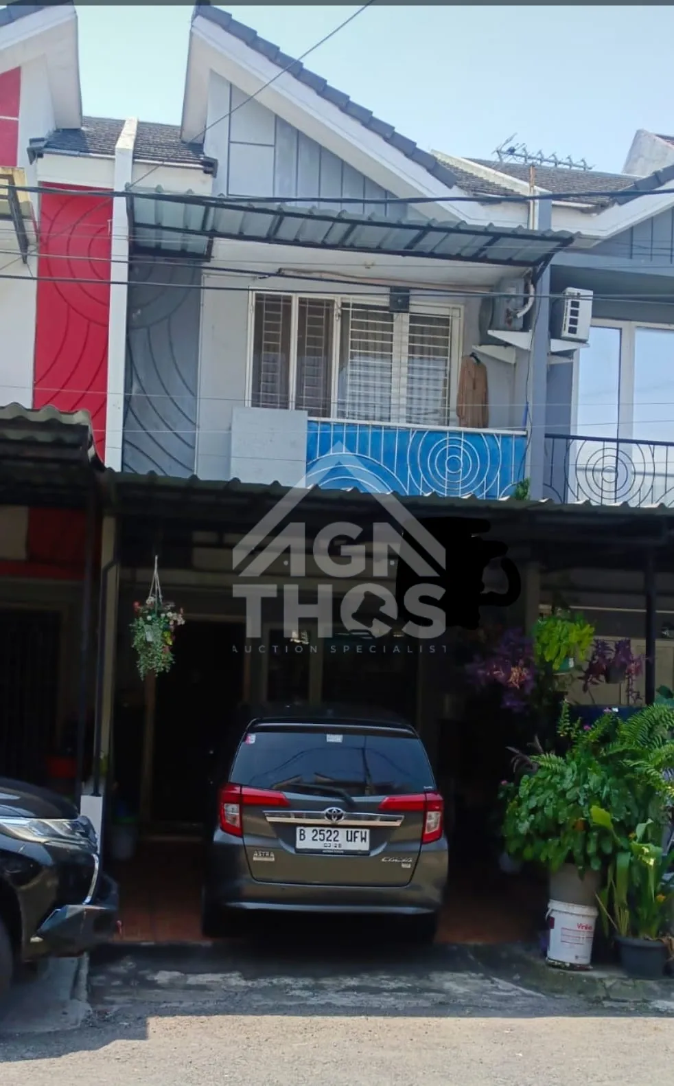 Foto Properti Dijual Rumah Golden palm 2 lantai Semifurnish Cengkareng Jakarta Barat