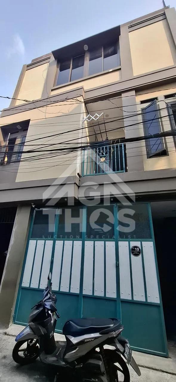 Foto Properti Di Jual Rumah 3 Lantai + Rooftop Siap Huni di Jl. Hud 1 Sukabumi Utara Kebon Keruk Jakarta Barat