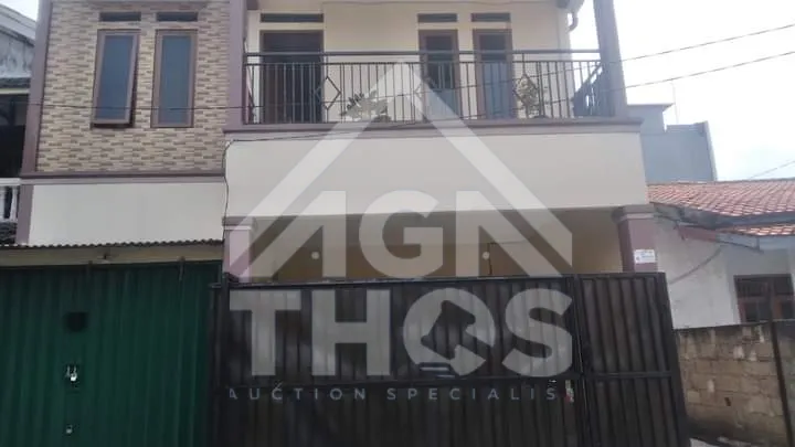 Foto Properti Di Jual Rumah 2,5 Lantai Siap Huni di Jl Panjang di Jl H Sulaeman Kebon Jeruk Jakarta Barat