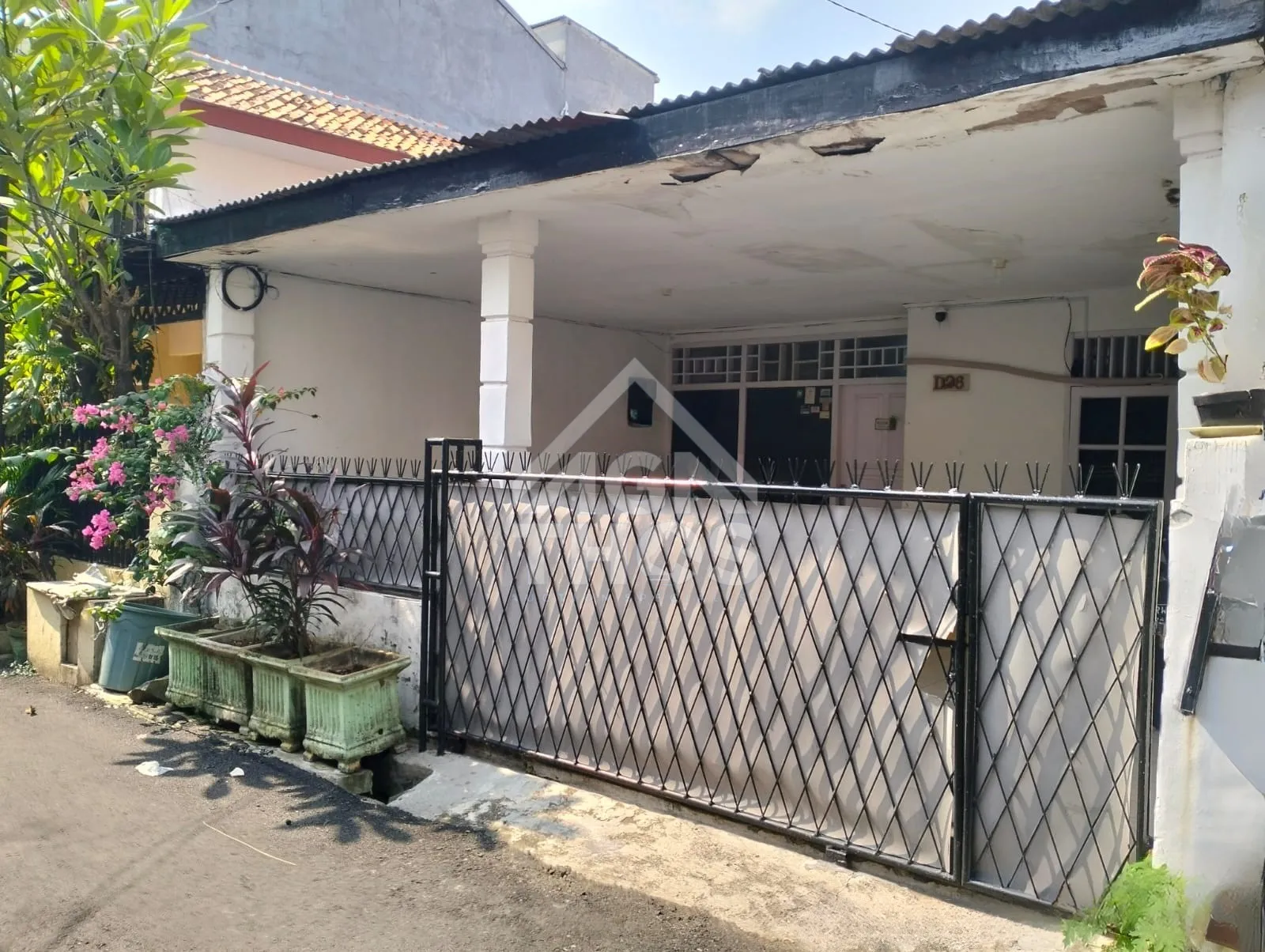Foto Properti Dijual Rumah di Jl. Cempaka Putih Barat Jakarta Pusat