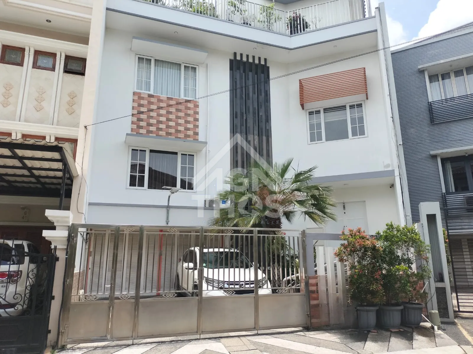 Foto Properti Rumah 3 Lantai di Perumahan Villa Permata Gading, Koja Kota Jakarta Utara