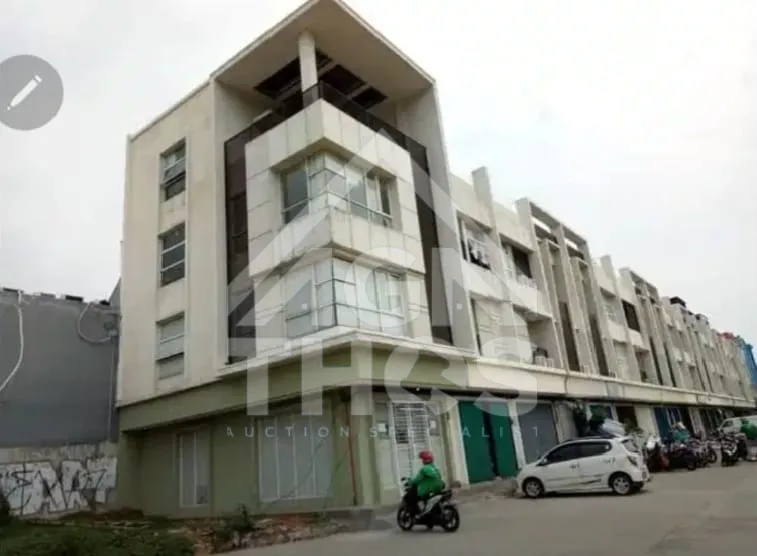 Foto Properti Dijual / Disewakan Ruko 4,5 Lantai Siap Huni Royal Palm, Cengkareng