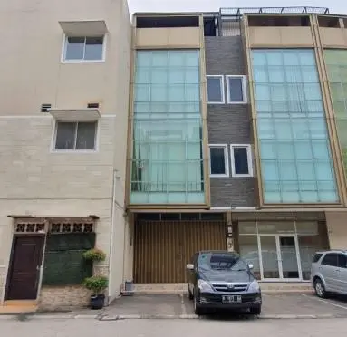 Foto Properti Dijual Ruko 3 Lantai Jl KH Hasyim Ashari, Cipondoh