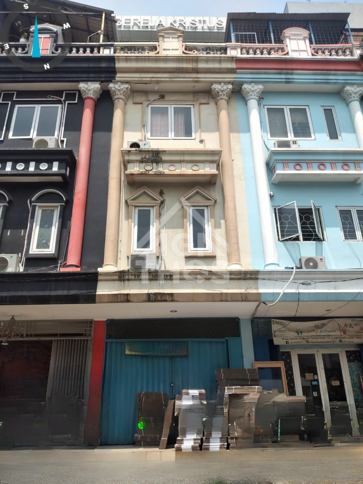 Foto Properti Ruko 4 Lantai di Komplek Ruko Manyar PIK