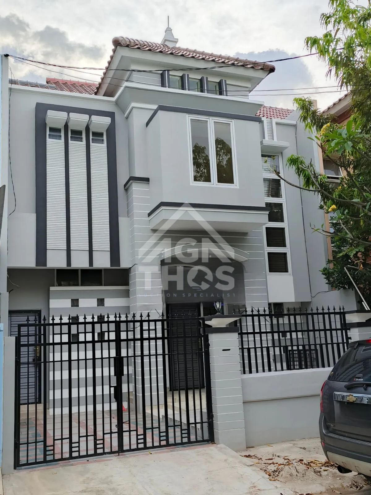 Foto Properti Dijual Rumah 2 Lantai Daan Mogot Baru