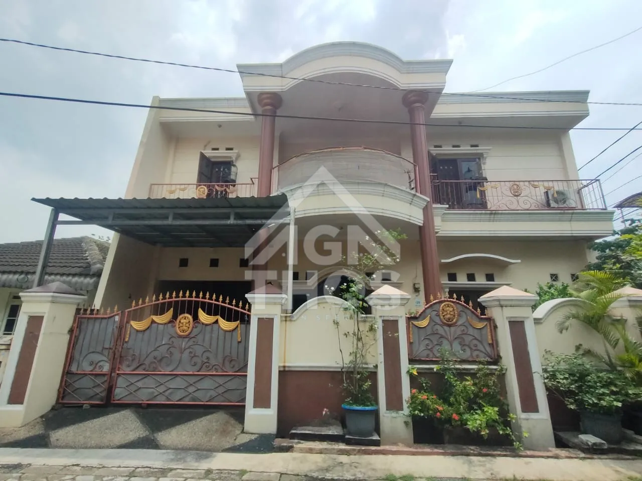 Foto Properti Rumah 2 Lantai di perumahan Pinang Griya Permai