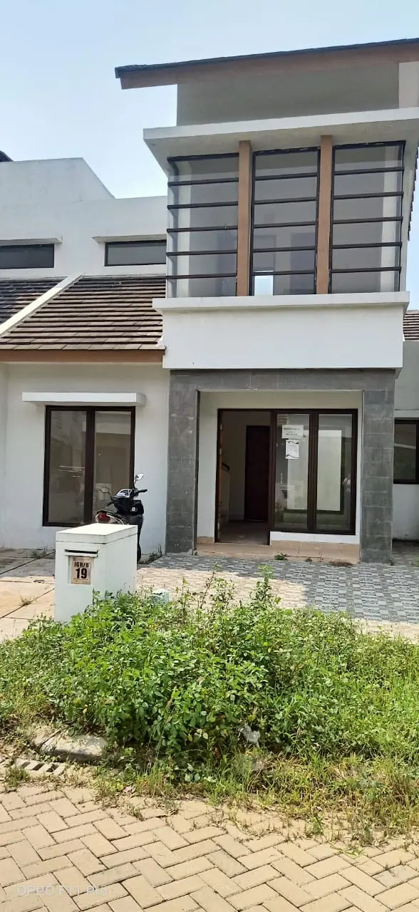 Foto Properti Di jual rumah 2 lantai  komp jaya imperial sepatan tangerang