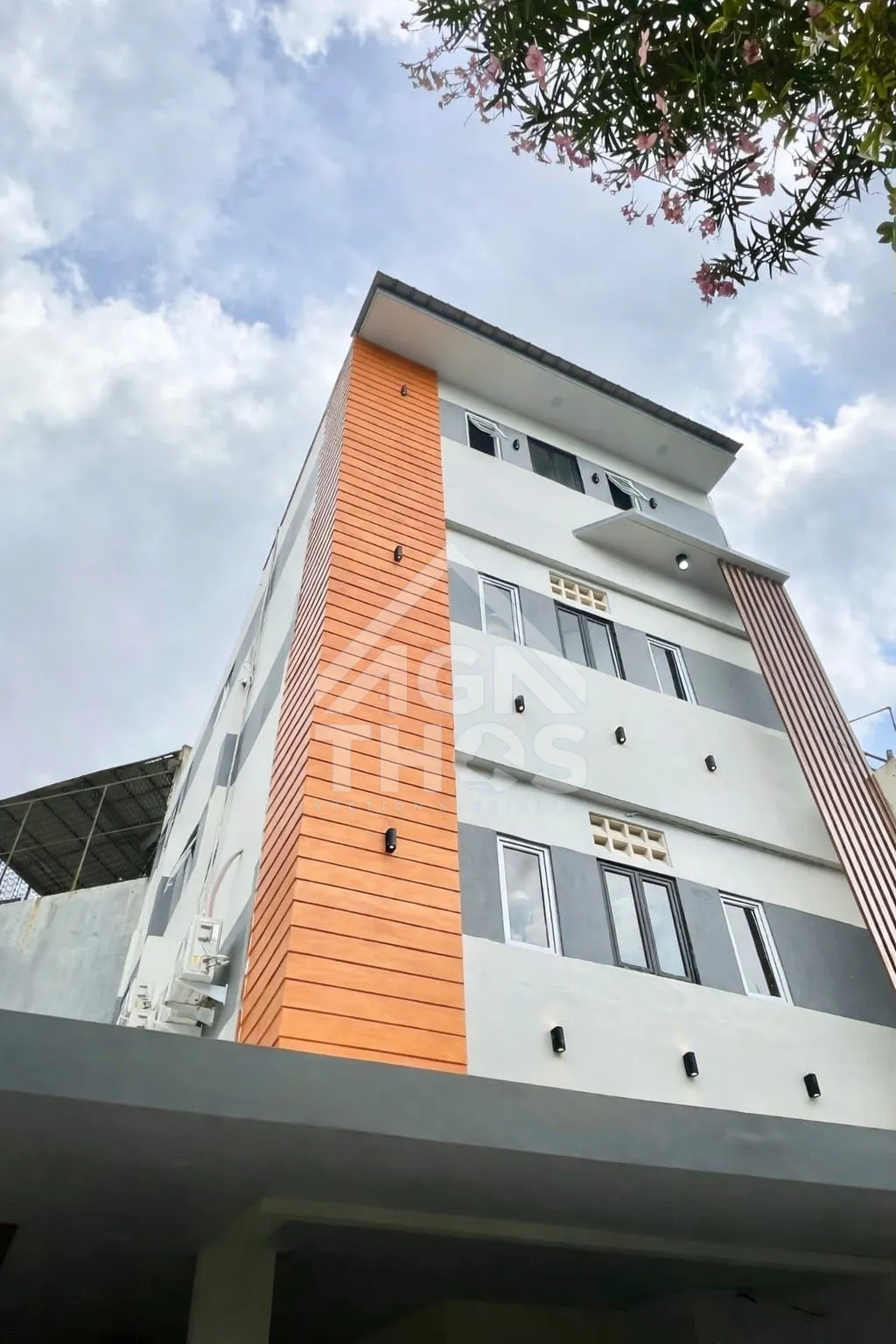 Foto Properti Di Jual Kost 4 Lantai Bagus dan Rapih Full Terisi di Tomang Barat Jakarta Barat