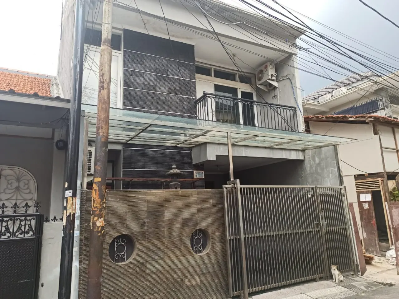Dijual Cepat Rumah Siap Huni Jalan Pulo Macan, Tomang - Jakarta Barat