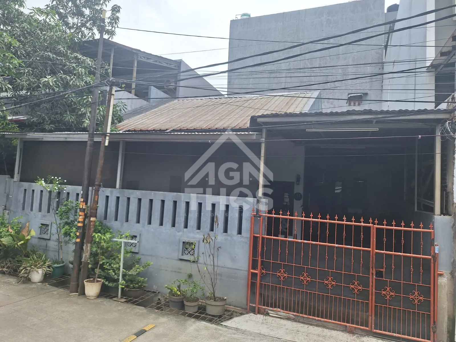 Foto Properti Di Jual Rumah 1,5 Lantai di Perumahan Bojong Indah, Jakarta Barat