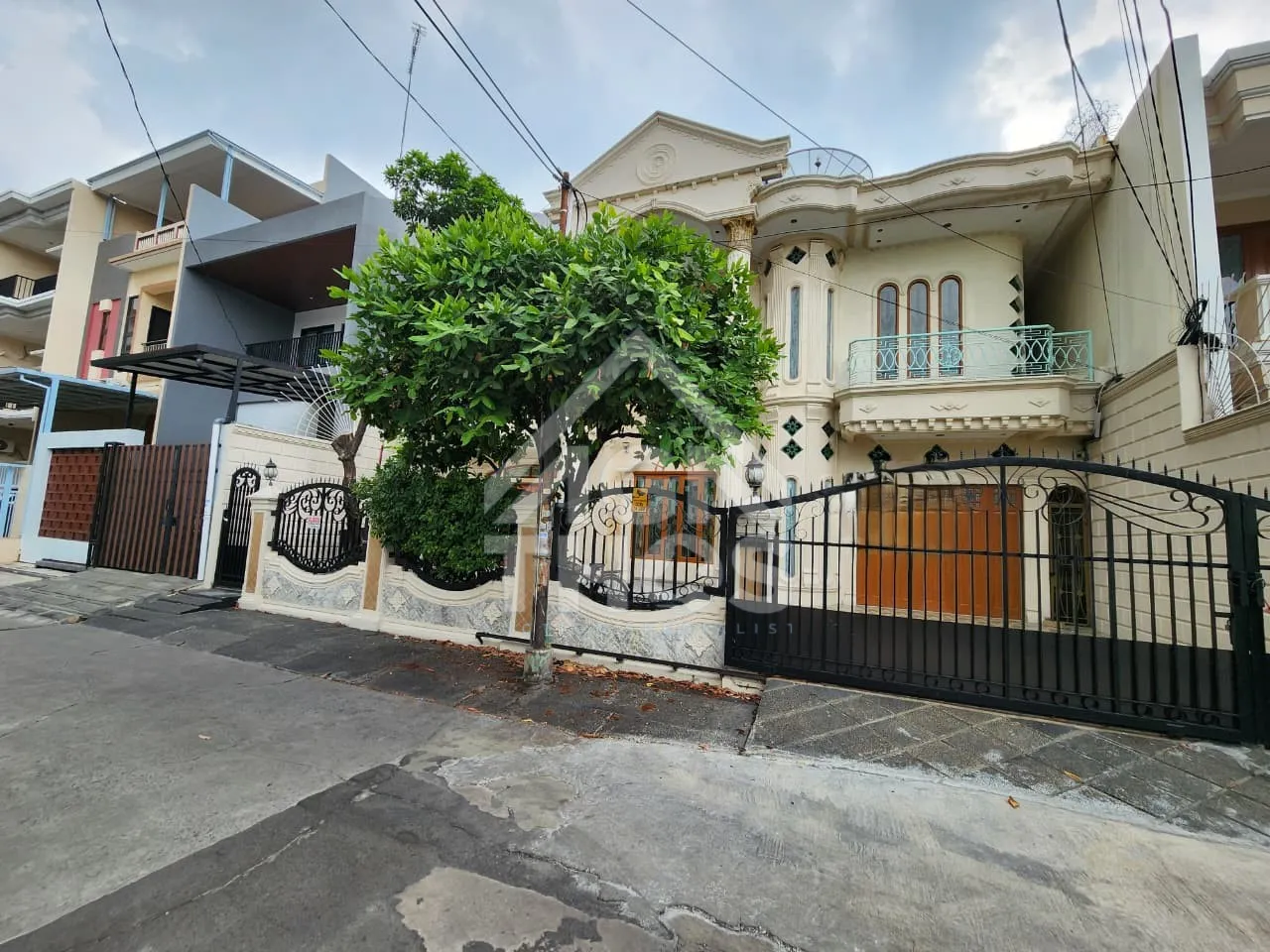 Foto Properti Di Jual Rumah 2 Lantai Bagus di Jalan Ratu Dahlia Duri Kepa Jakarta Barat