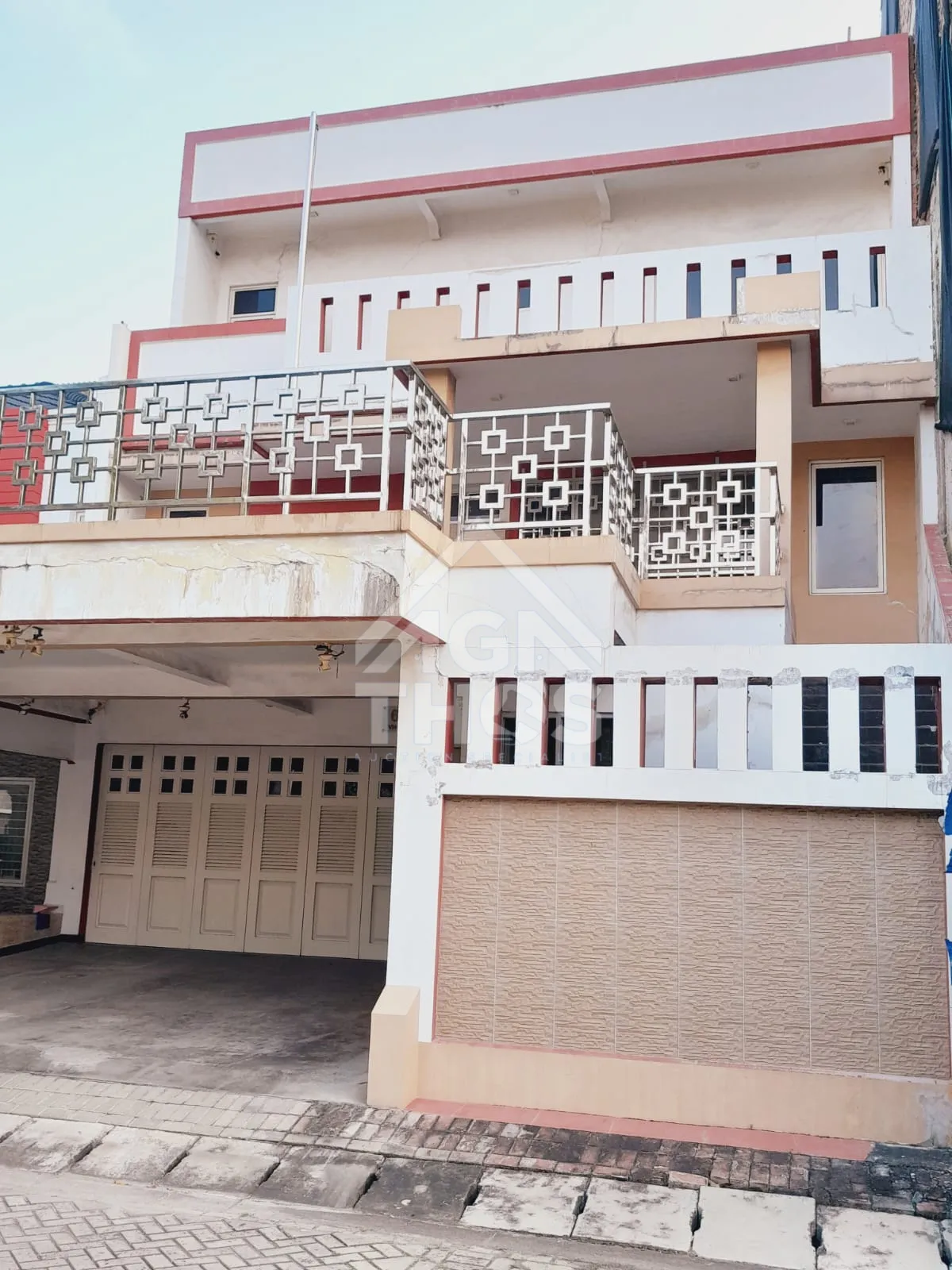 Foto Properti Dijual Cepat Rumah Golf Lake Residence Cluster Victoria , Cengkareng - Jakarta Barat