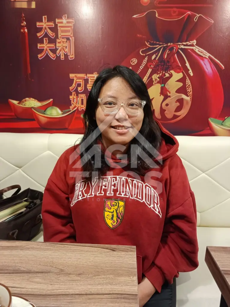 Agent Elisabeth